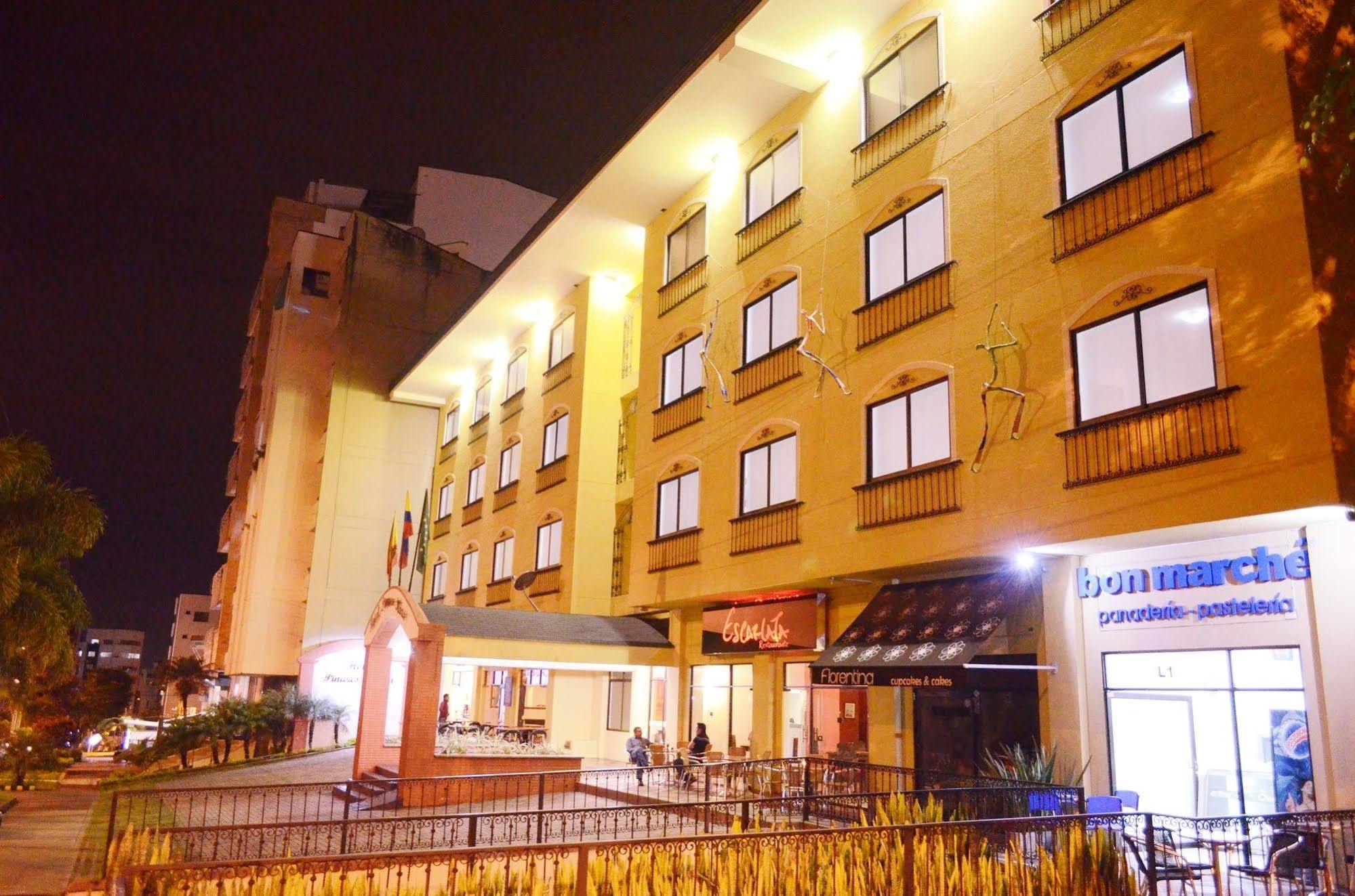 Hotel Pinares Plaza Pereira Exterior photo